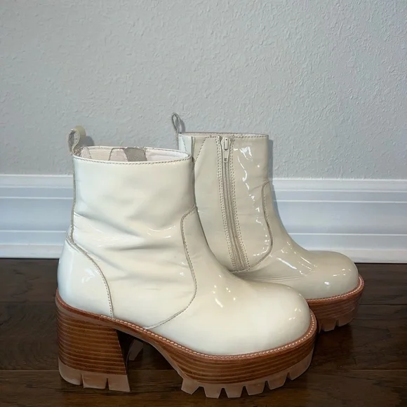 Jeffrey Campbell Quavo White Boots - Picture 3 of 10